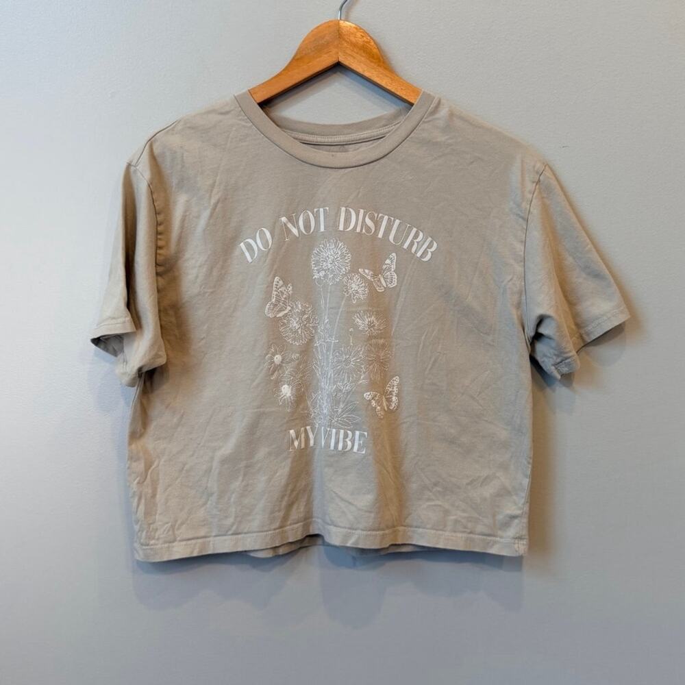 Organic Collective "Do Not Disturb My Vibe" Graphic Crop Tee Beige Size XL